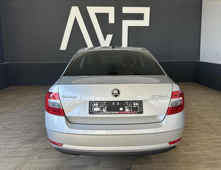 Škoda Octavia 8