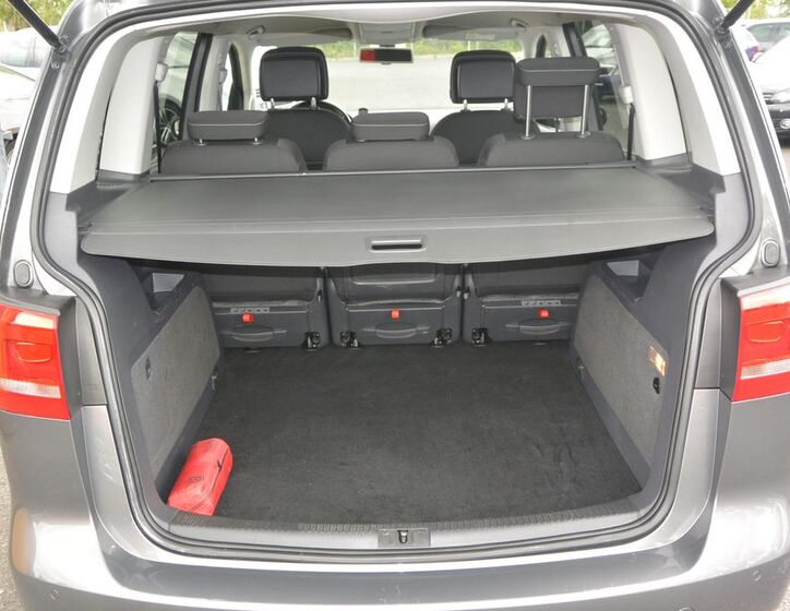 Volkswagen Touran 24
