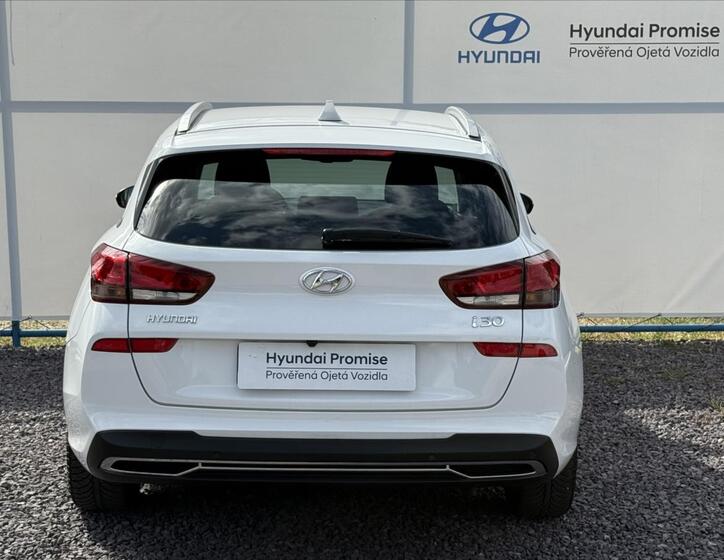 Hyundai i30 23