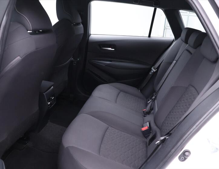 Toyota Corolla 14