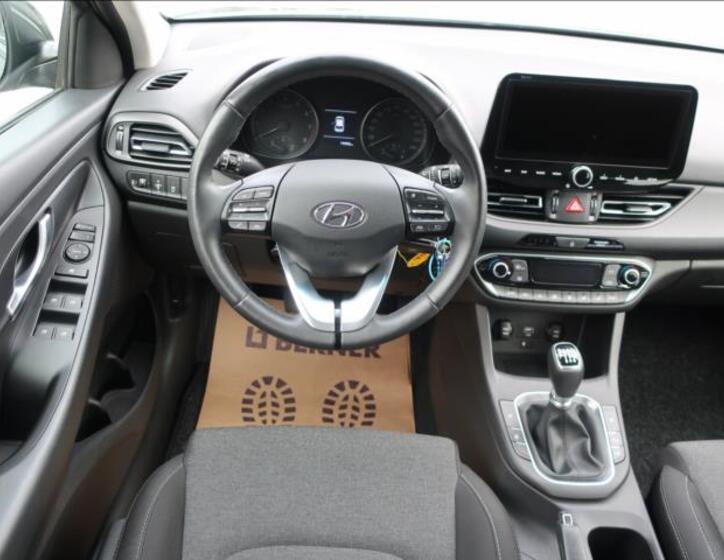 Hyundai i30 15