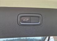 Volvo XC90 13