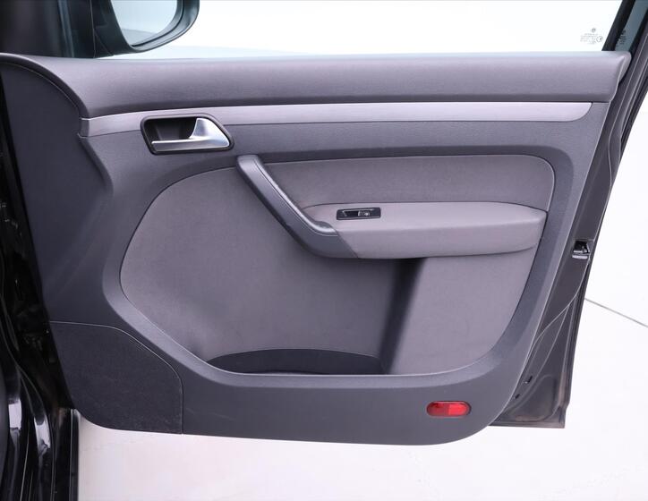 Volkswagen Touran 12
