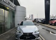 Lexus ES 300h 6