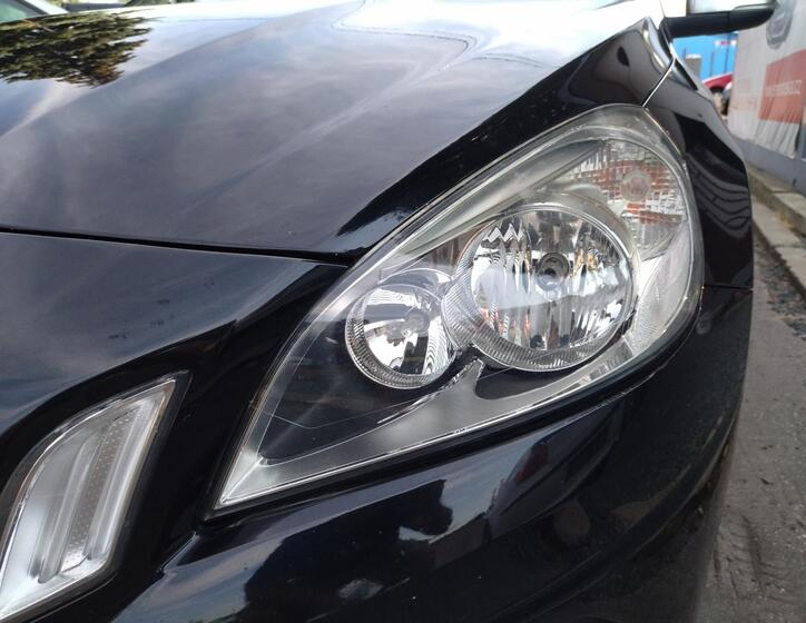 Volvo V60 8