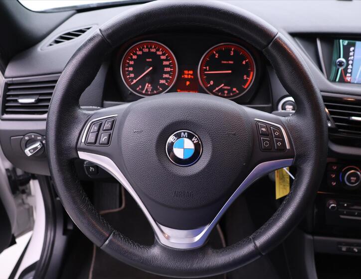 BMW X1 18