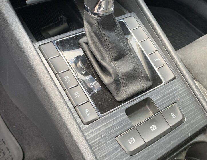 Škoda Superb 14