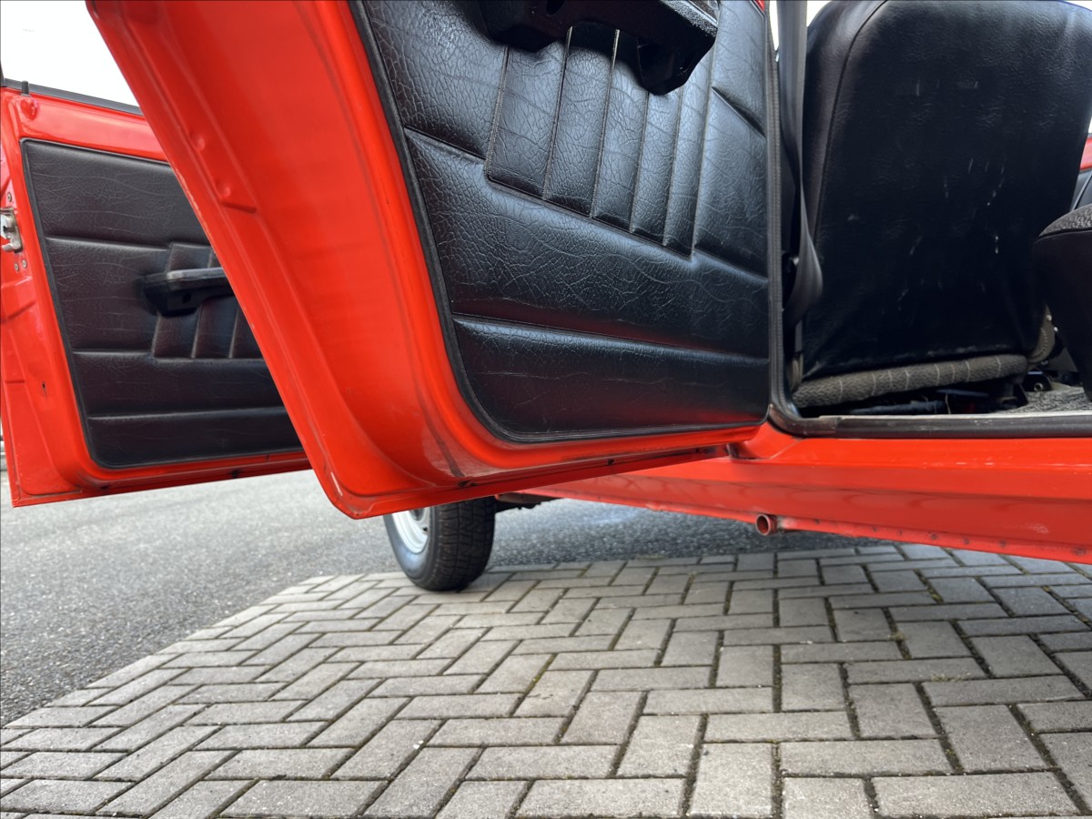 Škoda 105