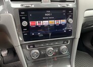 Volkswagen Golf 12