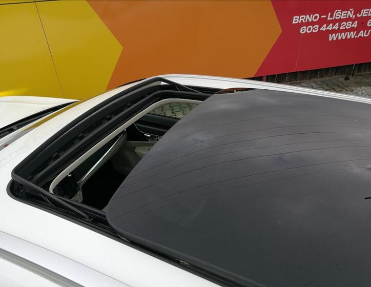 Volvo V90 25
