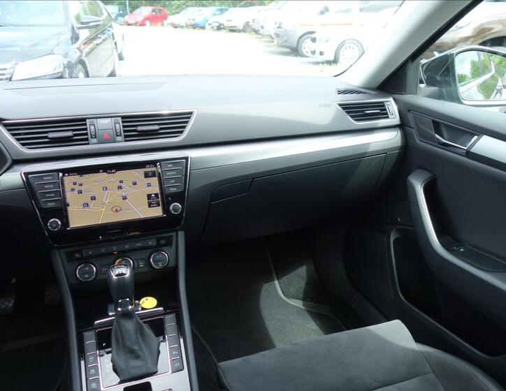 Škoda Superb 25