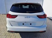 KIA Ceed 10