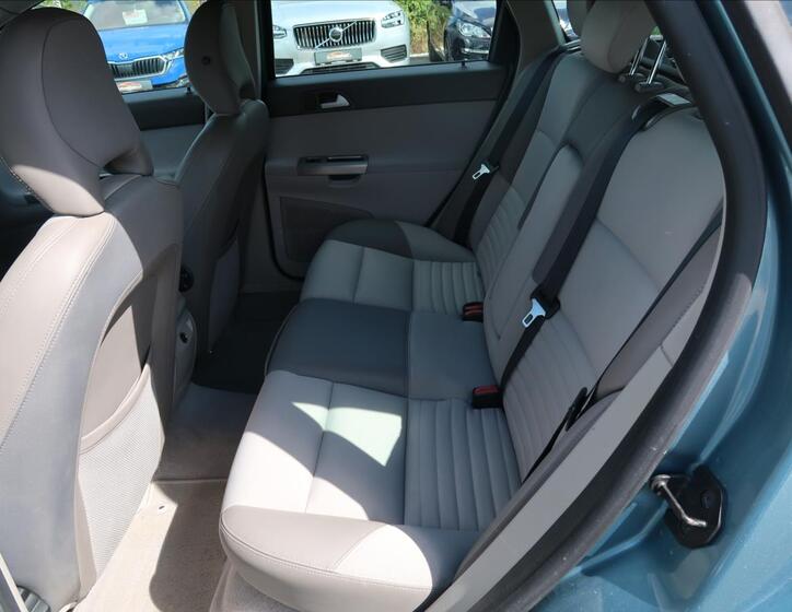Volvo V50 17