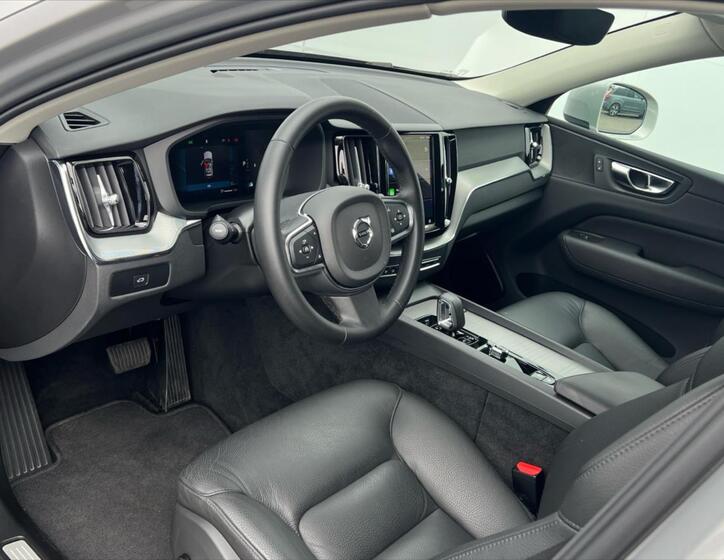 Volvo XC60 6