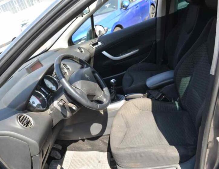Peugeot 308 19