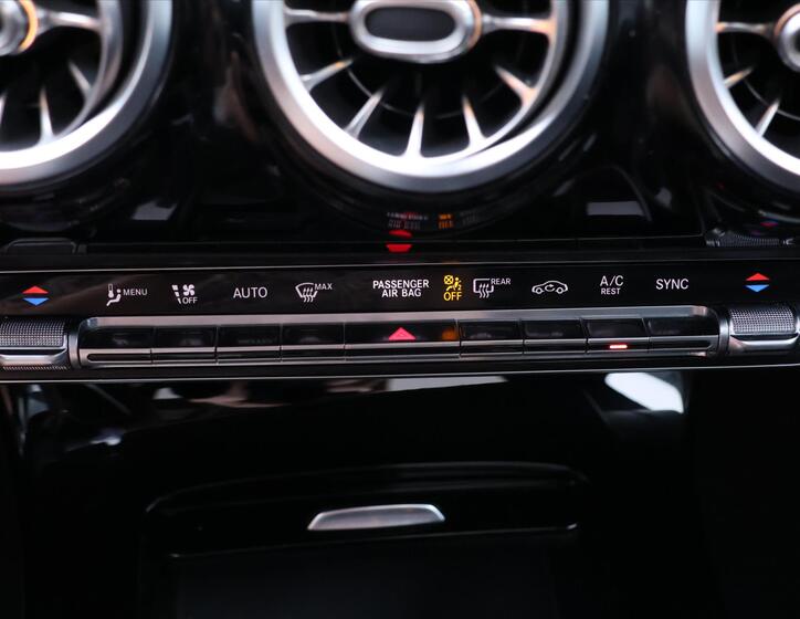 Mercedes-Benz CLA 27