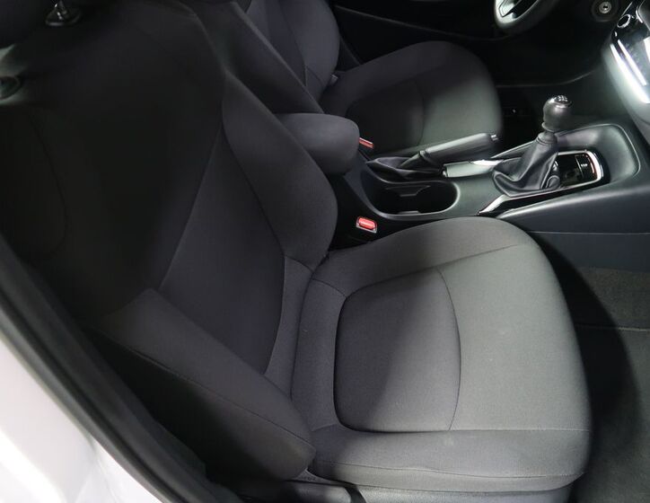 Toyota Corolla 13