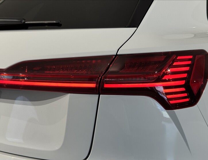 Audi e-tron 12