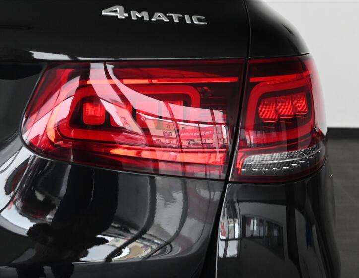 Mercedes-Benz GLC 32