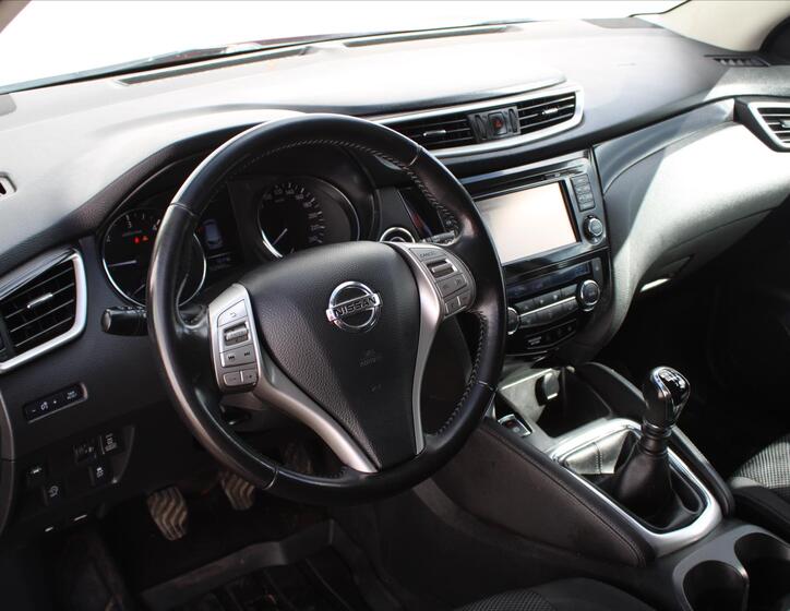 Nissan Qashqai 13