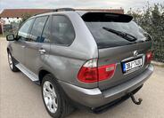 BMW X5 8
