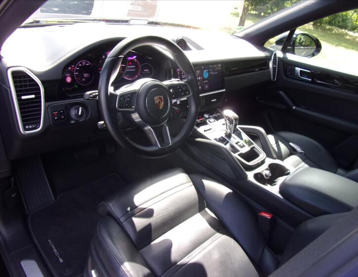 Porsche Cayenne 17