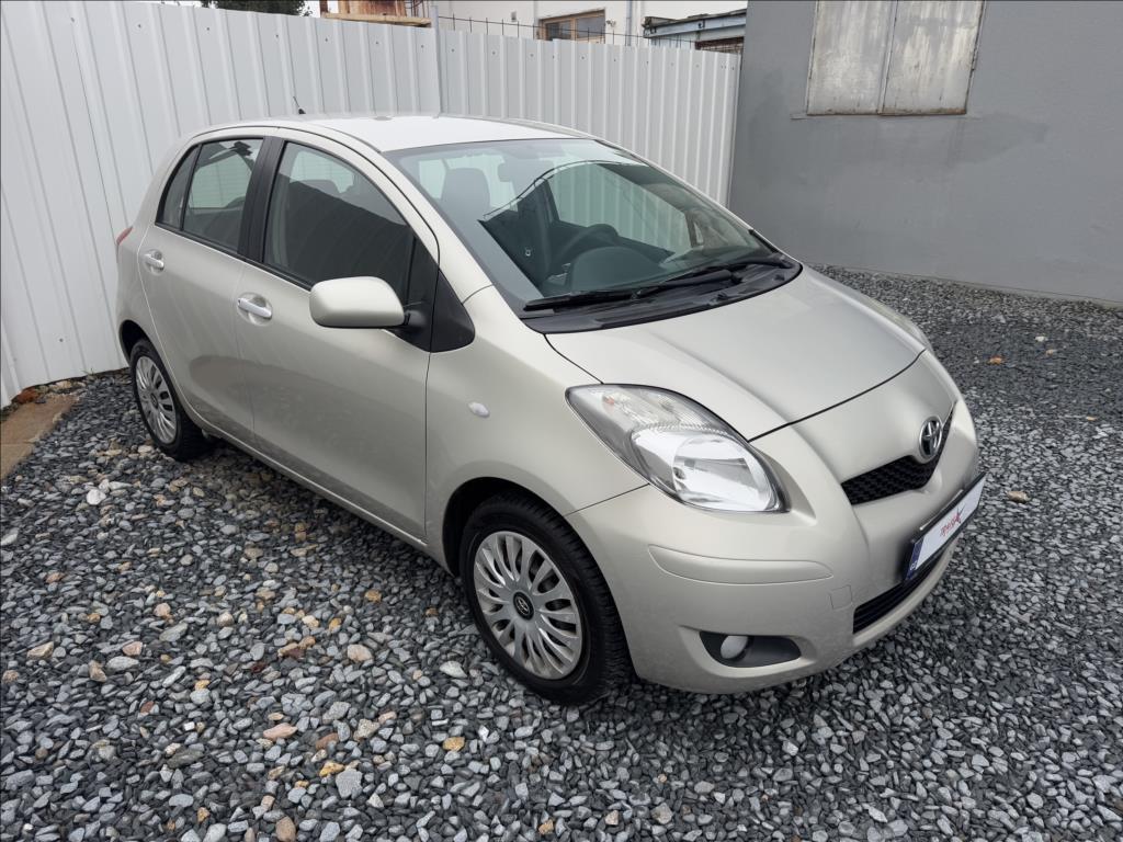 Toyota Yaris 7