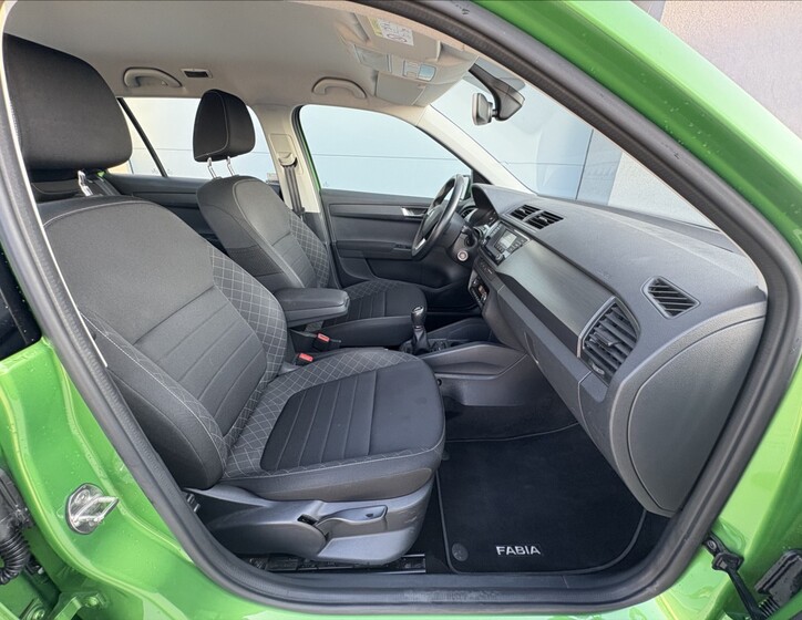 Škoda Fabia 24
