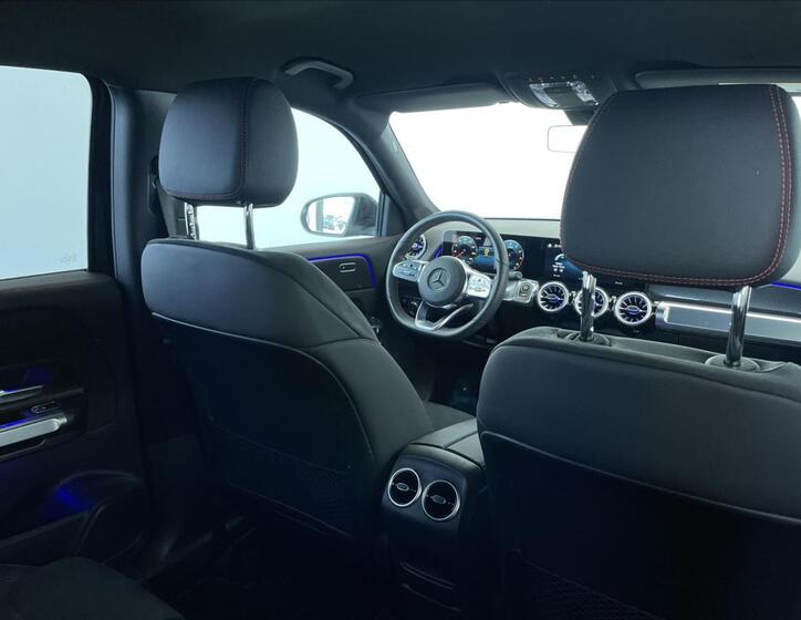 Mercedes-Benz GLB 21