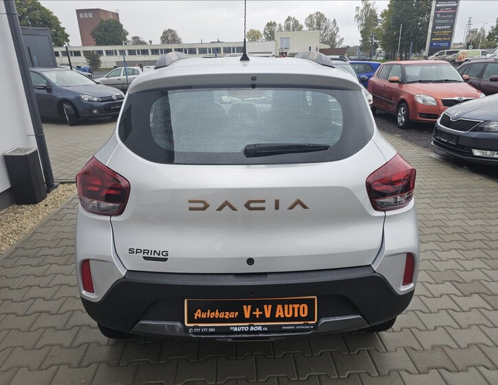 Dacia Spring 7