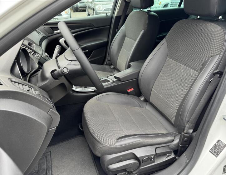 Opel Insignia 24