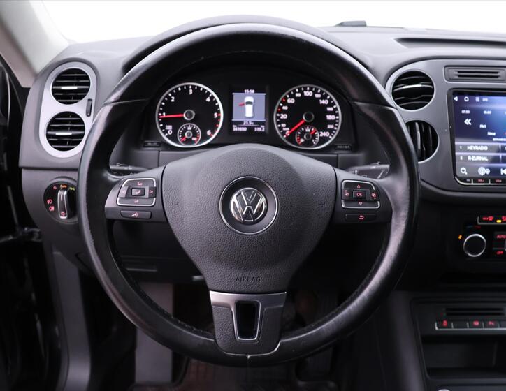 Volkswagen Tiguan 16