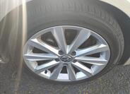 Volkswagen Golf 16