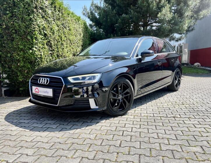 Audi A3 1