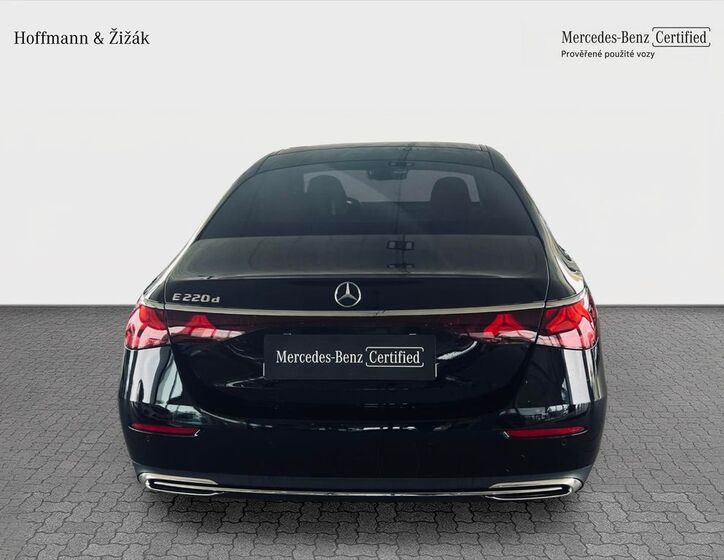 Mercedes-Benz Třídy E 6