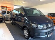 Volkswagen Caravelle 2