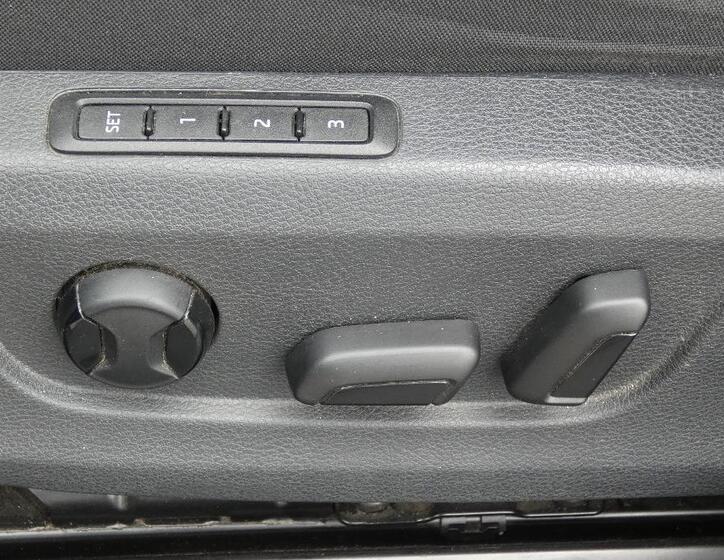 Škoda Superb 18