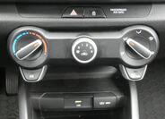 KIA Rio 15