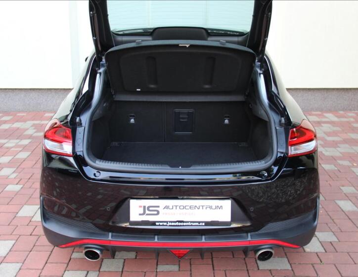 Hyundai i30 39