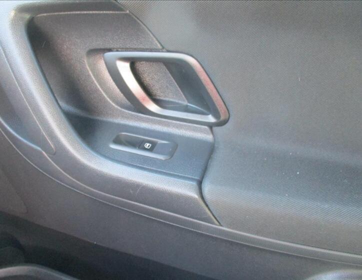 Škoda Roomster 24