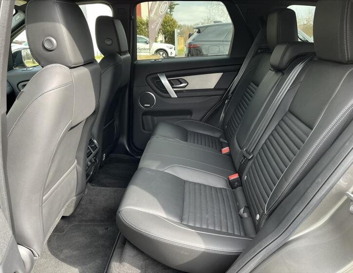Land Rover Discovery Sport 10