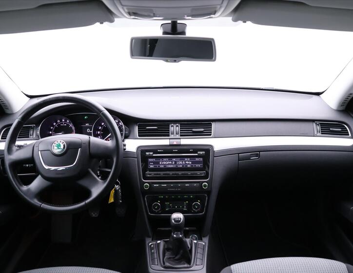 Škoda Superb 27