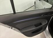 Volkswagen Golf 23