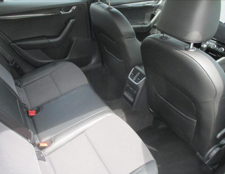 Škoda Octavia 11