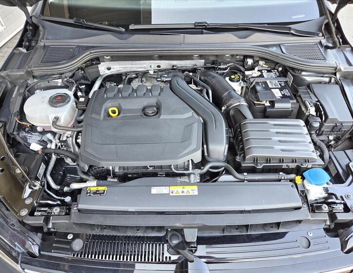 Volkswagen Golf 15
