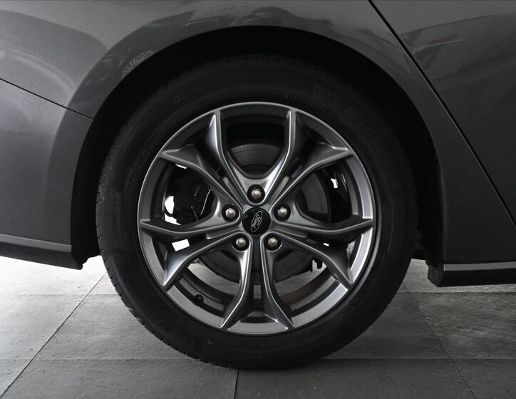 Ford Focus 32