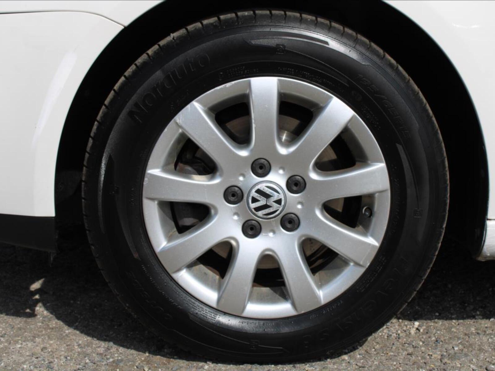 Volkswagen Golf 14