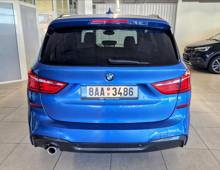 BMW Řada 2 5