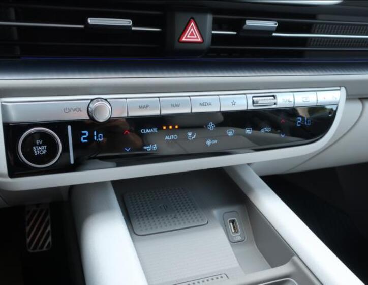Hyundai Ioniq 6 29