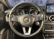 Mercedes-Benz GLA 13